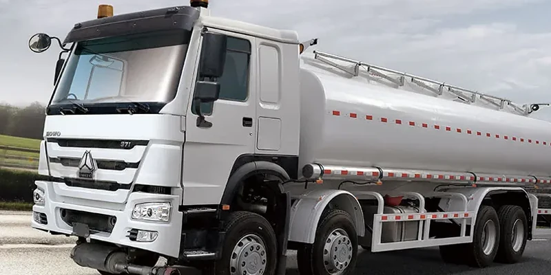 8X4-OIL-TANKER